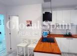 Venta - APARTAMENTO -
TORREVIEJA - Playa del Cura