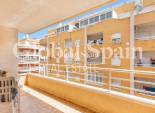 Wiederverkauf - WOHNUNG -
TORREVIEJA - Playa del cura
