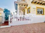 Venta - Casa -
ORIHUELA COSTA - CABO ROIG