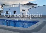 Resale - VILLA -
HONDÓN DE LOS FRAILES - Inland