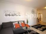 Wederverkoop - APPARTEMENT -
TORREVIEJA - Center
