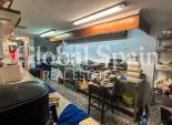 Wederverkoop - COMMERCIEEL VASTGOED -
TORREVIEJA - Playa del Cura