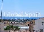 Revente - VILLA -
VILLAMARTÍN - Costa Blanca