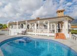 Resale - VILLA -
LA NUCÍA - Panorama
