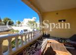 Resale - VILLA -
ORIHUELA COSTA - VILLAMARTÍN
