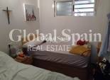 Wederverkoop - APPARTEMENT -
TORREVIEJA - Torrevieja