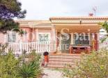 Revente - VILLA -
TORREVIEJA - La Siesta