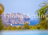 Revente - VILLA -
JÁVEA