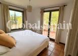 Revente - VILLA -
ESPORLES - optional location detail