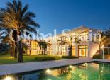 Nieuwbouw - VILLA -
CASARES - Pedregales