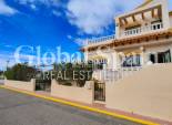 Odsprzedaż - DOM -
ORIHUELA COSTA - 