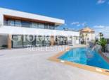 Revente - VILLA -
CIUDAD QUESADA - La Marquesa Golf