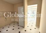 Venta - APARTAMENTO -
TORREVIEJA - Center