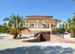 Venta - VILLA -
CALLOSA DEL SEGURA