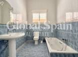 Wederverkoop - HUIS -
DOLORES - Costa Blanca