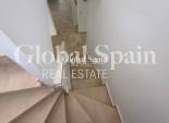 Revente - VILLA -
ORIHUELA - Inland