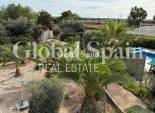 Resale - VILLA -
CREVILLENTE