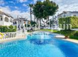 Wiederverkauf - WOHNUNG -
TORREVIEJA - Torreblanca