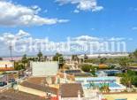 Odsprzedaż - WILLA  -
TORREVIEJA - 