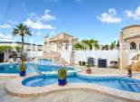 Revente - VILLA -
CIUDAD QUESADA