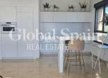 Wederverkoop - APPARTEMENT -
BENIDORM - Zona de Poniente