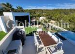 Revente - VILLA -
LAS COLINAS GOLF RESORT - Costa Blanca