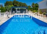 Resale - HOUSE -
LA MARINA