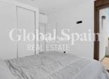 Odsprzedaż - WILLA  -
TORREVIEJA - 
