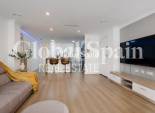 Revente - APPARTEMENT -
TORREVIEJA - Center