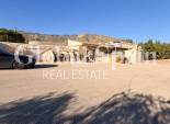 Resale - HOUSE -
CREVILLENTE