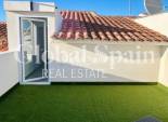 Resale - HOUSE -
TORREVIEJA - Costa Blanca