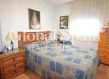Resale - APARTMENT -
TORREVIEJA - El limonar