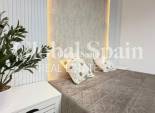 Revente - PENTHOUSE -
TORREVIEJA - Playa del Cura