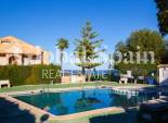 Wederverkoop - APPARTEMENT -
TORREVIEJA - Torreblanca