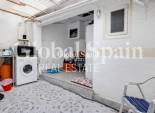 Wederverkoop - APPARTEMENT -
TORREVIEJA - Center