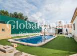 Resale - VILLA -
ORIHUELA - La Matanza