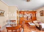 Wiederverkauf - WOHNUNG -
TORREVIEJA - Playa del cura