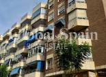 Venta - APARTAMENTO -
TORREVIEJA - Center