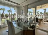 Odsprzedaż - WILLA  -
ORIHUELA COSTA - 