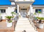 Wederverkoop - VILLA -
TORREVIEJA - La Mata