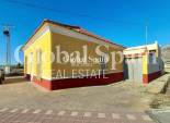 Resale - HOUSE -
ORIHUELA - Desamparados