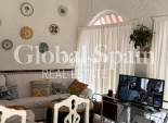 Wederverkoop - VILLA -
ALBATERA - Partida Lomas