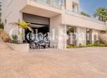 Resale - Villa -
ORIHUELA COSTA - Las Colinas Golf