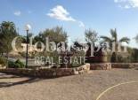 Resale - HOUSE -
ABANILLA - Inland