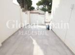Odsprzedaż - WILLA  -
TORREVIEJA - 