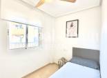 Wederverkoop - APPARTEMENT -
TORREVIEJA - Center