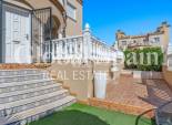 Wederverkoop - HUIS -
Villamartin - Costa Blanca