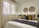 Revente - APPARTEMENT -
TORREVIEJA - Torrevieja