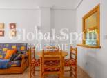 Wederverkoop - Appartement -
TORREVIEJA - Centro