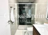 Wederverkoop - APPARTEMENT -
TORREVIEJA - Playa del Cura